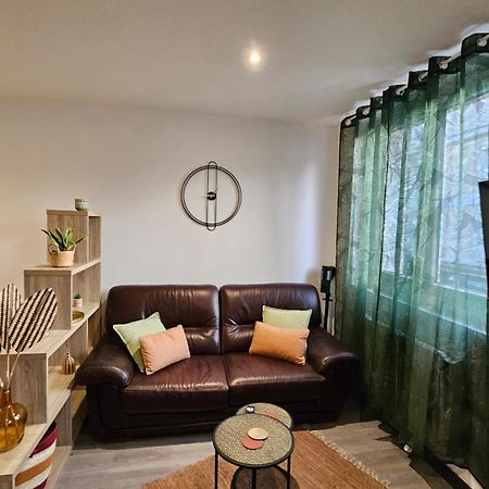 Nassau2 F1 Apartman Beauvais Kültér fotó