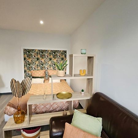 Nassau2 F1 Apartman Beauvais Kültér fotó